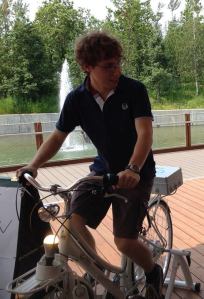 PS.: Avanti con slancio! Pedala! Ricordando che non ci sono solo le tue forze, ma anche il vento dello Spirito che ti spinge 'dove è la vera gioia'!