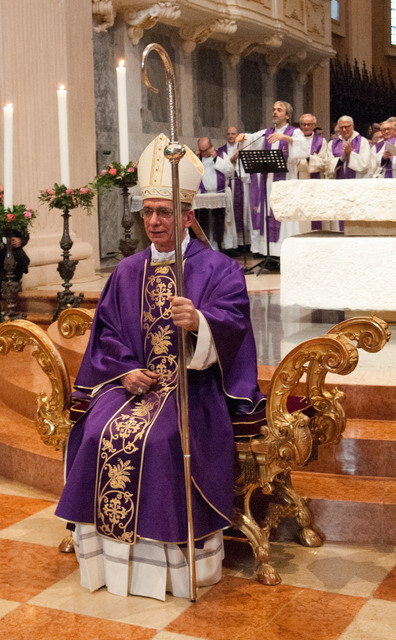 don_daniele_gianotti_ordinazione_vescovo_crema_r