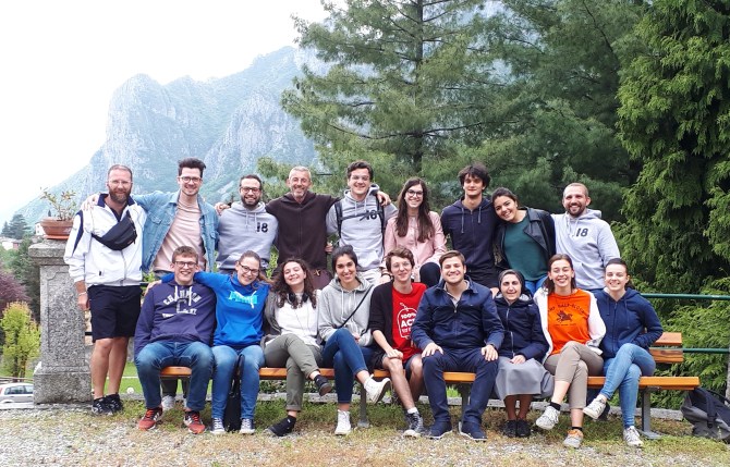 Esercizi spirituali 18enni Ballabio 2018 - foto gruppo.jpg